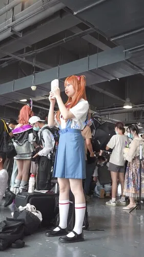 【xxn-256】明日香制服cos小姐姐..粉色内带翅膀弯腰坐镜头【1V】【297M】 2