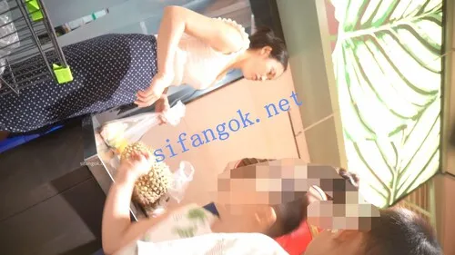 【永久专享】（空城原创）长裙少妇带孩子逛超市，微透白窄N夹成丁【1V】【292M】