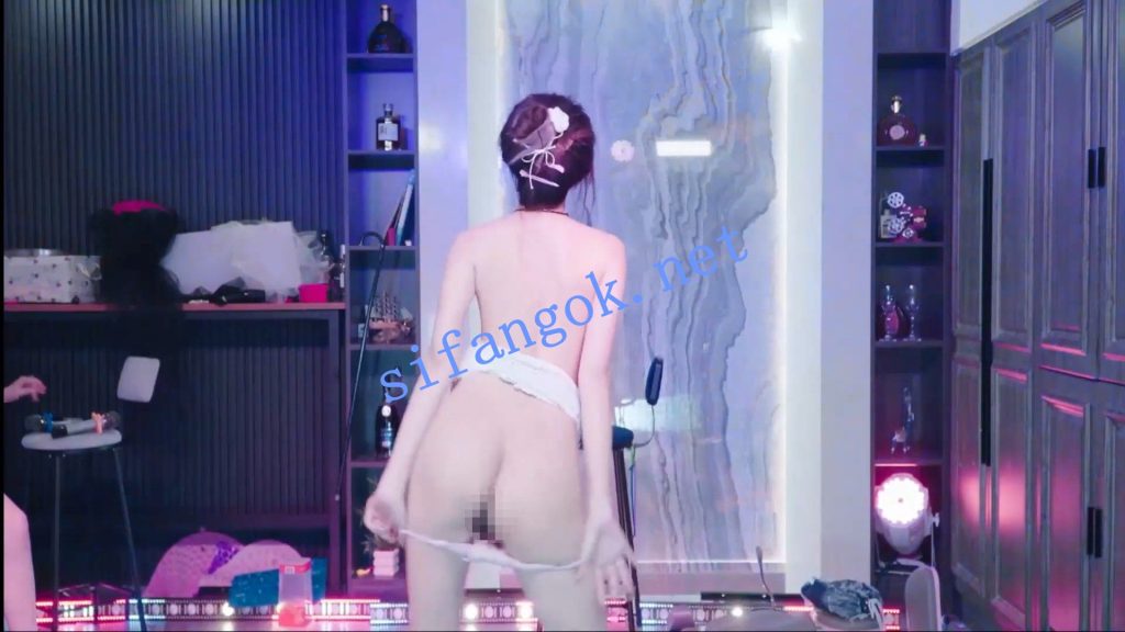 ST开票 98K_001 极品女团 裸舞脱衣舞 多女互搞 口交 道具等【1V】【768M】 17 ST开票 98K_001 极品女团 裸舞脱衣舞 多女互搞 口交 道具等【1V】【768M】 17