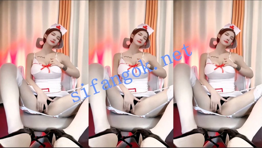 【花椒】^•͈༝•^ฅ 极品纹身冷艳美女 情趣细丁骚舞4V【4V】【821M】 11