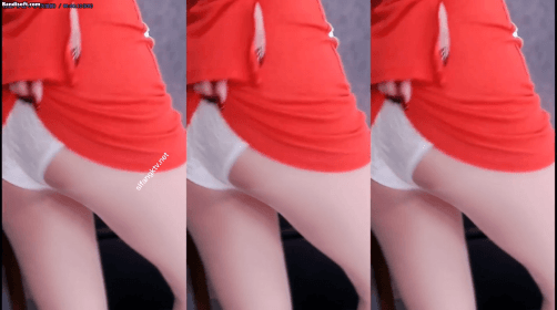 【无水印】【C 小果】性感妖娆诱惑骚舞 露内揉奶骚表情 岔开大腿 很顶【2V】【1.06G】