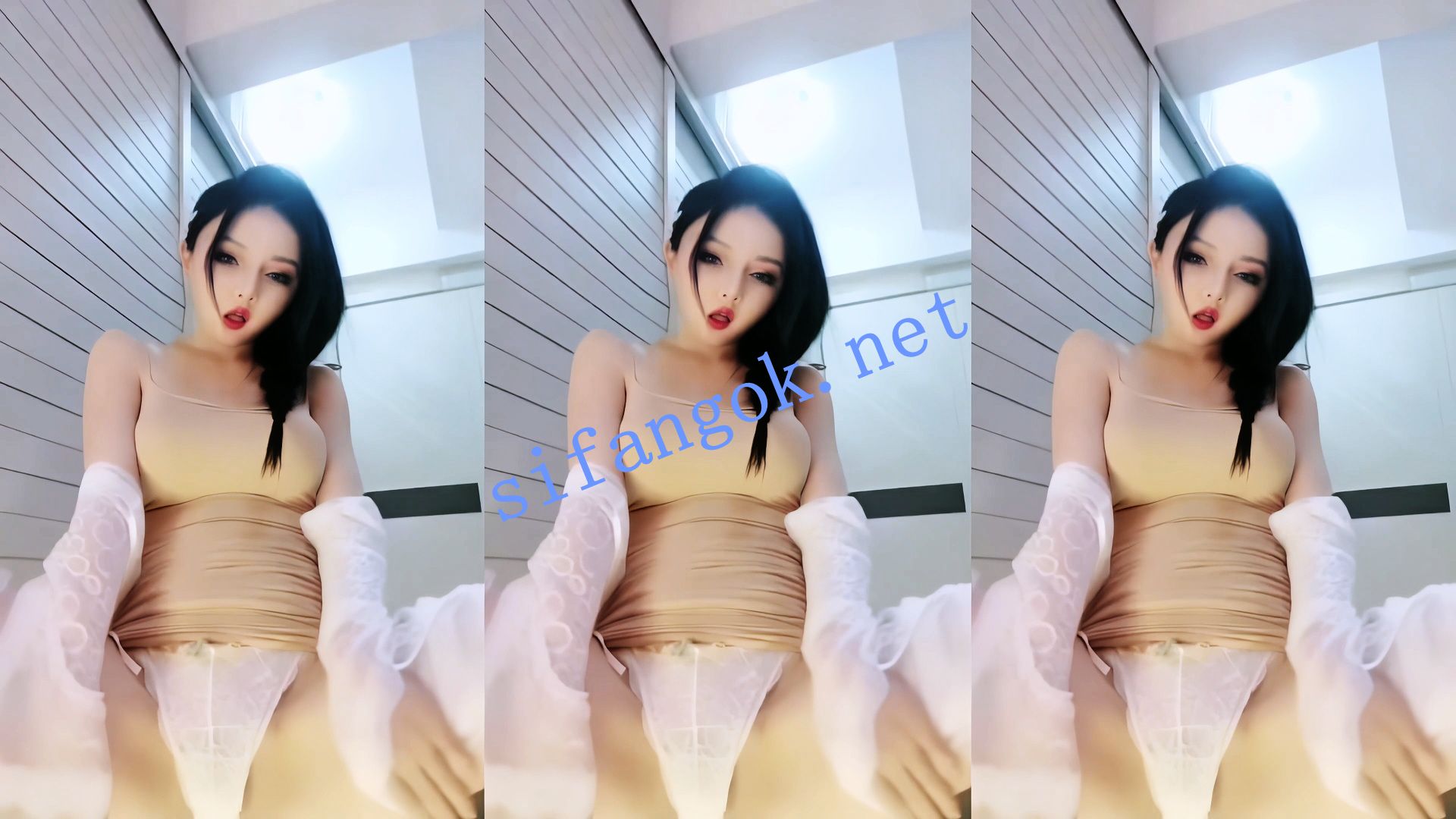 【快手】集晴 妖艳骚女丁字裤怼逼【4V】【422M】