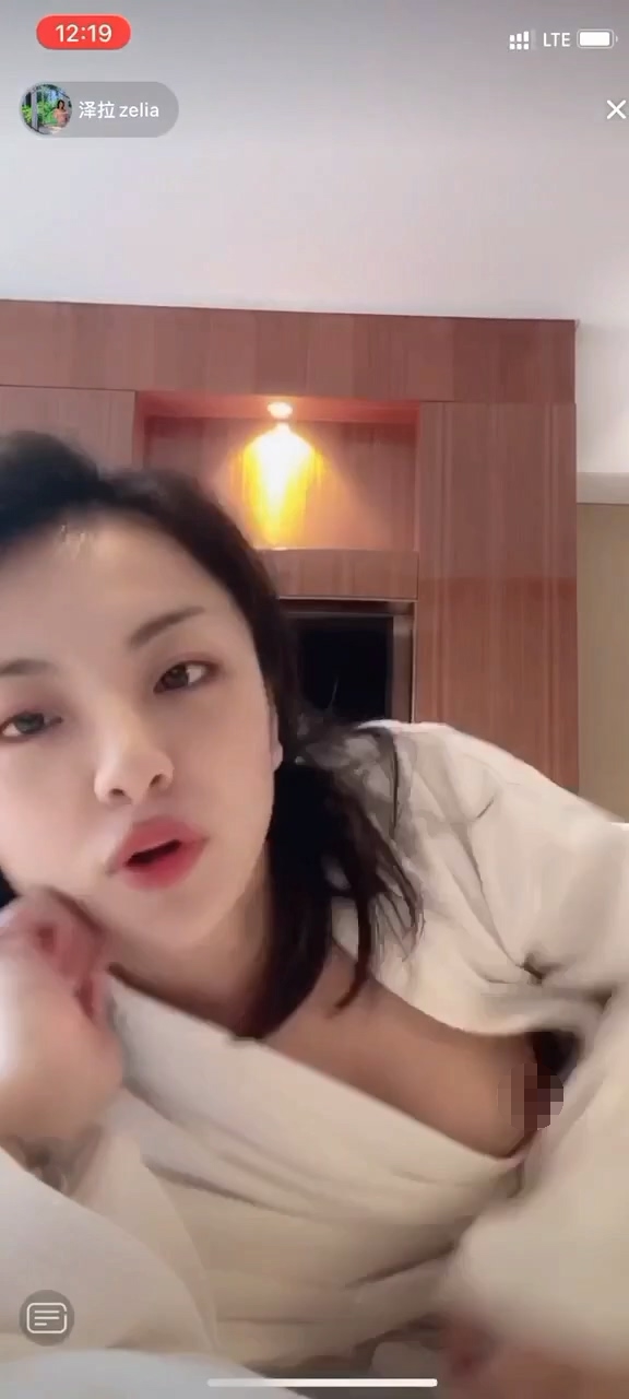 抖音 泽拉zelia-2 超好身材 露脸露点自慰 户外露出内裤等【32V】【98.4M】