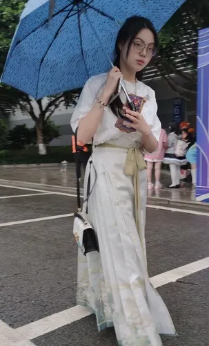 【永久专享】JQY-154精致高颜小姐姐汉服白内【1V】【1.22G】