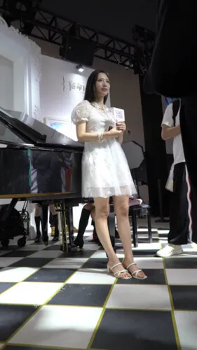 【永久专享】【WaltzCD】华尔兹2023系列之26展台礼仪小姐【1V】【340M】