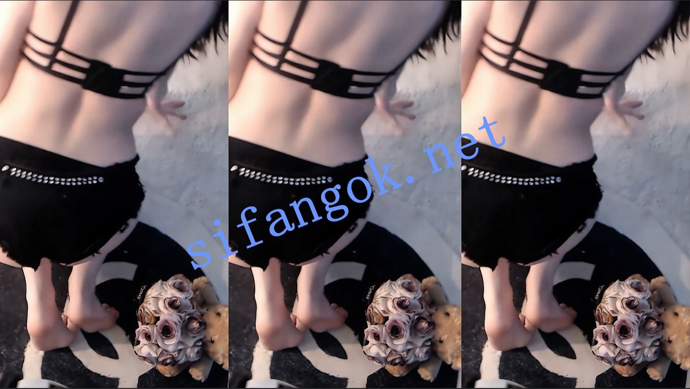 【畅聊】夏盈盈 深夜擦边女王漏内骚舞 年度精选【15V】【1.28G】