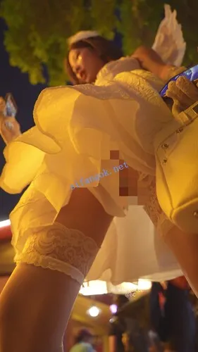 【永久专享】(BC-SSS-101)天使裙美女白丝吊带袜..弯腰被开灯CD..内裤湿了【1V】【767M】