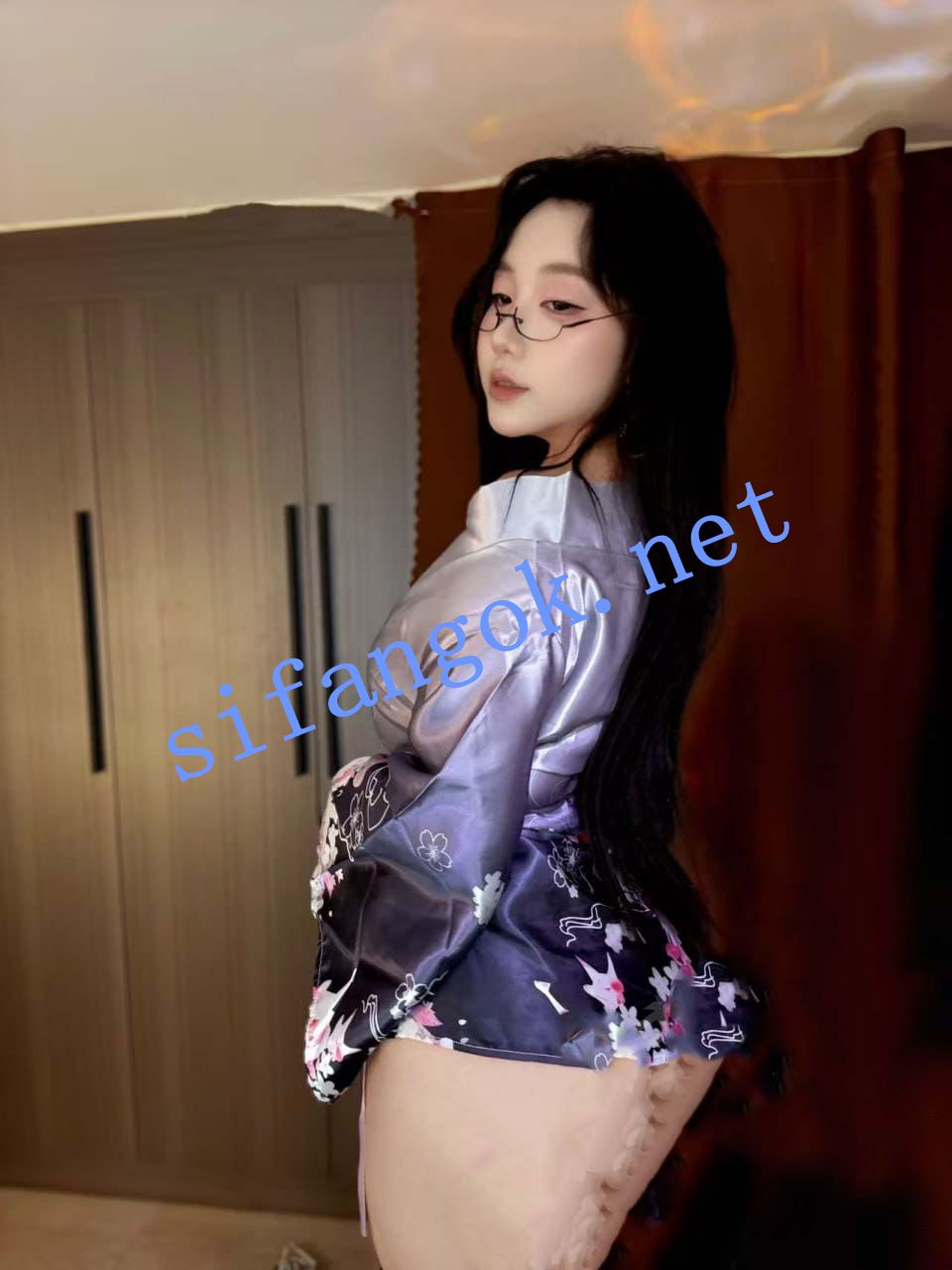 B站 米粒哩哩yoyo 超有气质良家 露脸露点 炮机插B 户外母狗【10V】【643M】