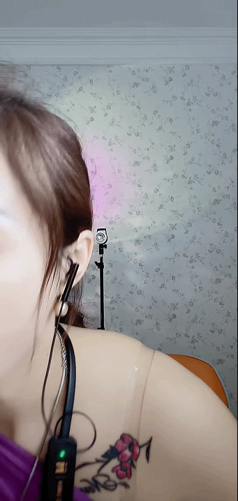 【快手福利】风骚骚舞御姐【快乐晨宝儿】抖奶口交道具②【43V】【5.83G】