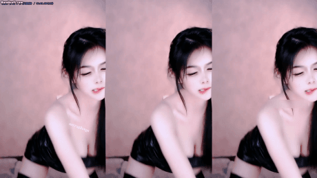 【无水印】【网易CC 果果超哇塞】大尺度骚舞 露内揉奶抖臀抖奶 超顶【4V】【1.71G】