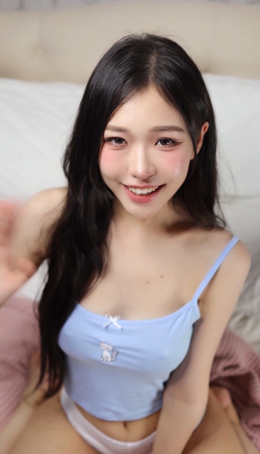 ❤️新加坡网红meriol_chan美金5部PPV单售作品双跳蛋COS自慰等【35P6V】【2.38G】