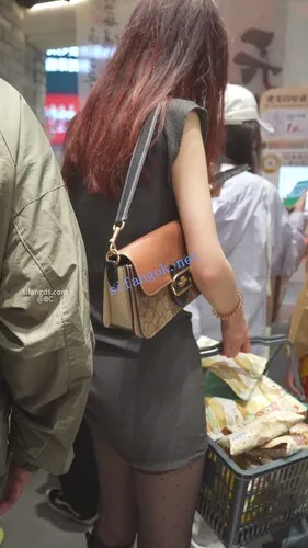 【永久专享】(BC-SSS-099)抄底两位花纹黑丝小姐姐..性感包臀短裙粉色窄内【1V】【1G】