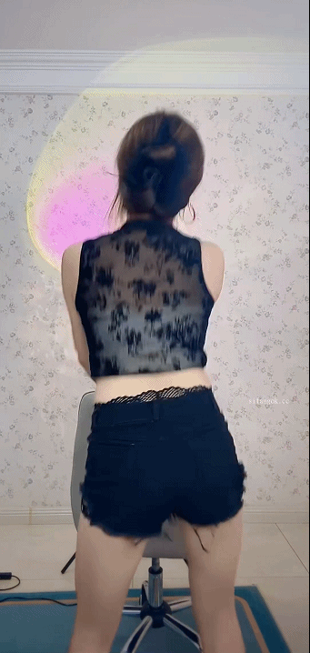 【快手福利】风骚骚舞御姐【快乐晨宝儿】抖奶口交道具②【43V】【5.83G】