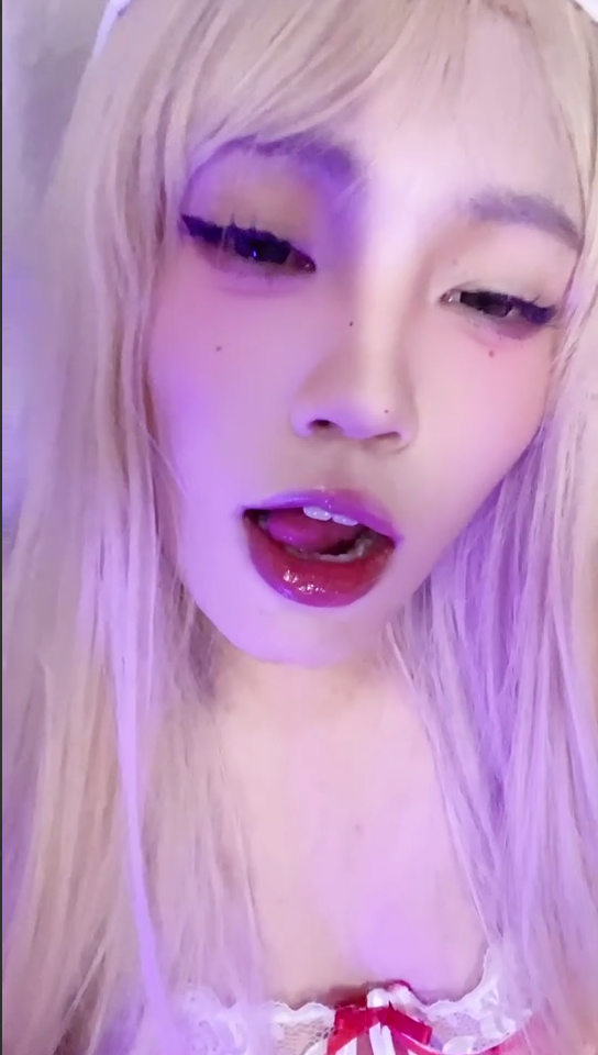 B站 小辣mm 定制舰长福利 露脸全裸道具自慰【22V】【184M】