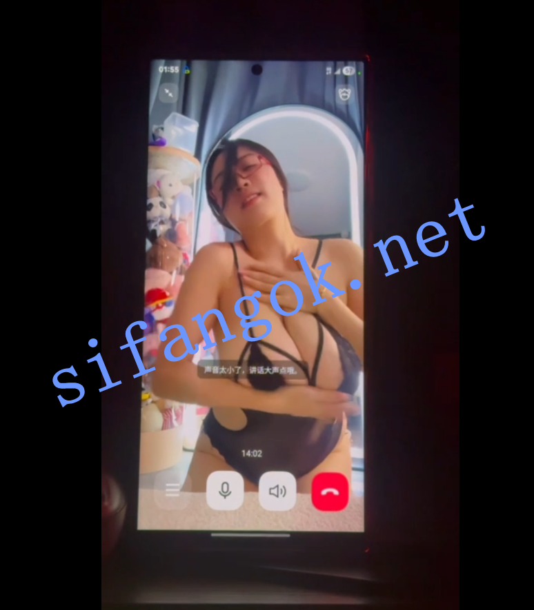 【抖音巨乳】夏夏很香香 揉搓巨乳一对一热舞 比基尼抖奶【2V】【237M】