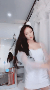 【花椒绝版颜值精选10月合集】各大网红主播走光真空露内裤【109V】【2.08G】