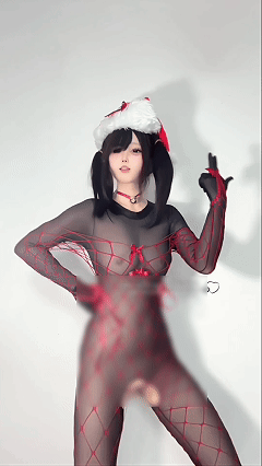 推特顶级COS 希尔薇 2025岁末福利裸舞 圣诞套装顶顶飞【19P9V】【393M】