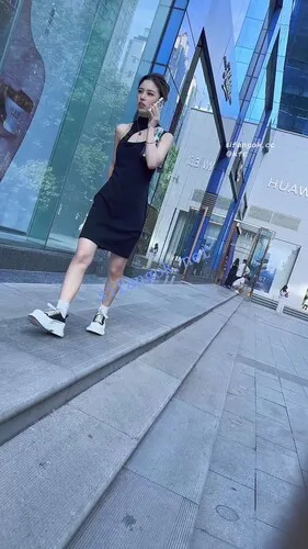 【永久专享】【KFC】服装店店员持续CD第三部。中午下班和男友打电话被CD【1V】【241M】