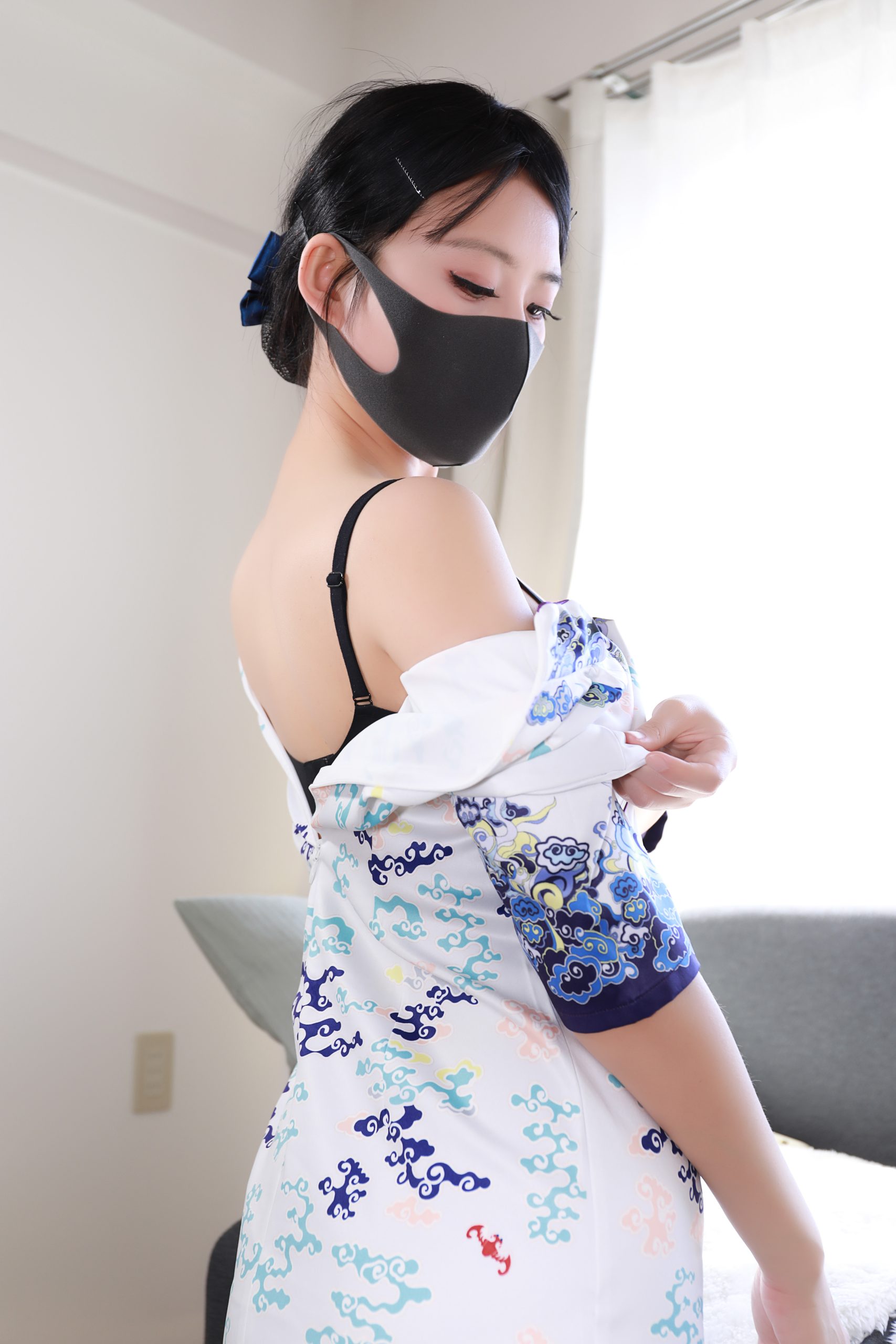 【永久专享】✨顶级写真推荐⭐️【国模李佳】JK旗袍制服皮衣齐上阵 户外露出小穴清晰可见【1185P】【4.88G】